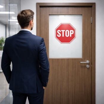 Pénzügyi vállalkozásként mi magunk készítjük elő, bíráljuk és döntjük el az ügyletet. Nem továbbítjuk a kérelmét – mi vagyunk a finanszírozó. Valós üzleti szemlélettel vizsgáljuk a projektet. A döntés nálunk születik meg.